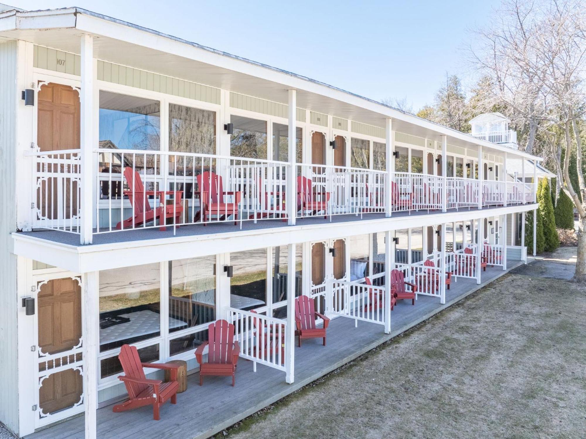 Spruce & Shore Motel Fish Creek Exterior foto